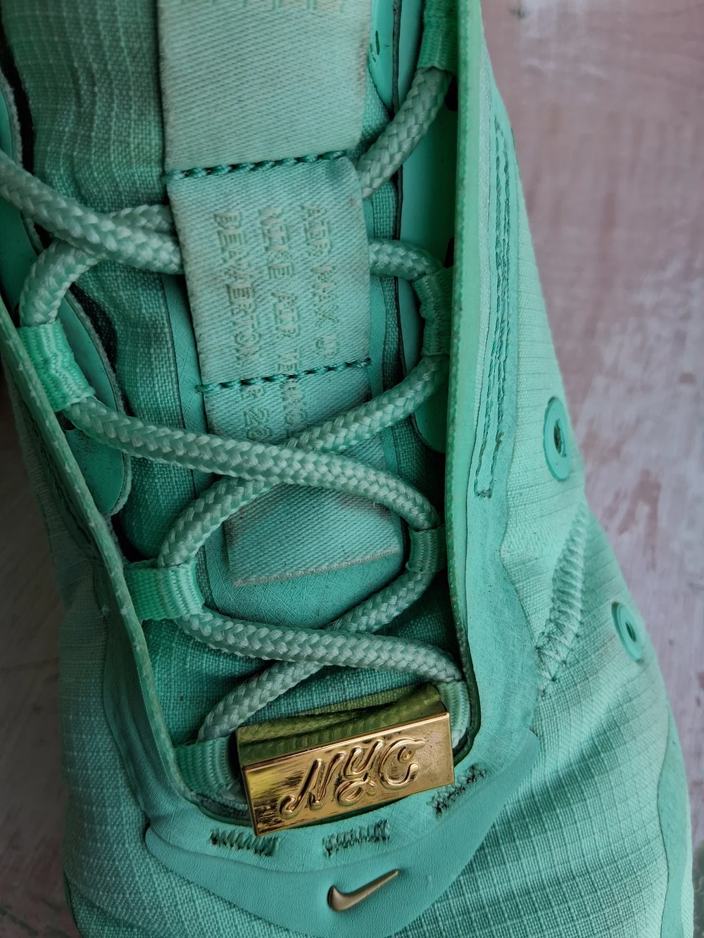 Nike Women’s Mint Green Low-Top Athletic Sneakers